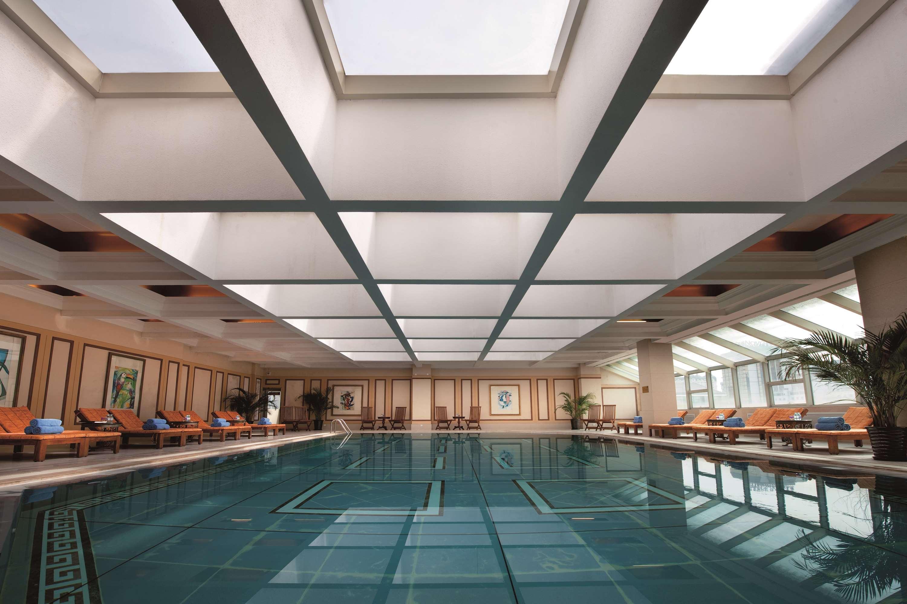 Sunworld Dynasty Hotel Beijing Wangfujing Eksteriør bilde The pool at the Mandarin Oriental, Munich